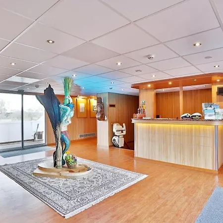 Botel Hotelschiff Junker Jorg *